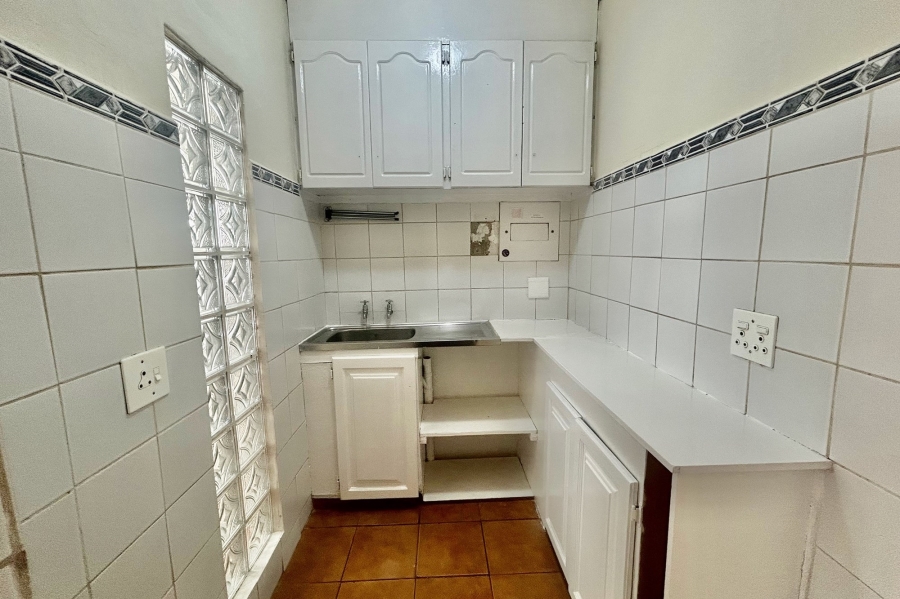 5 Bedroom Property for Sale in Ifafi North West